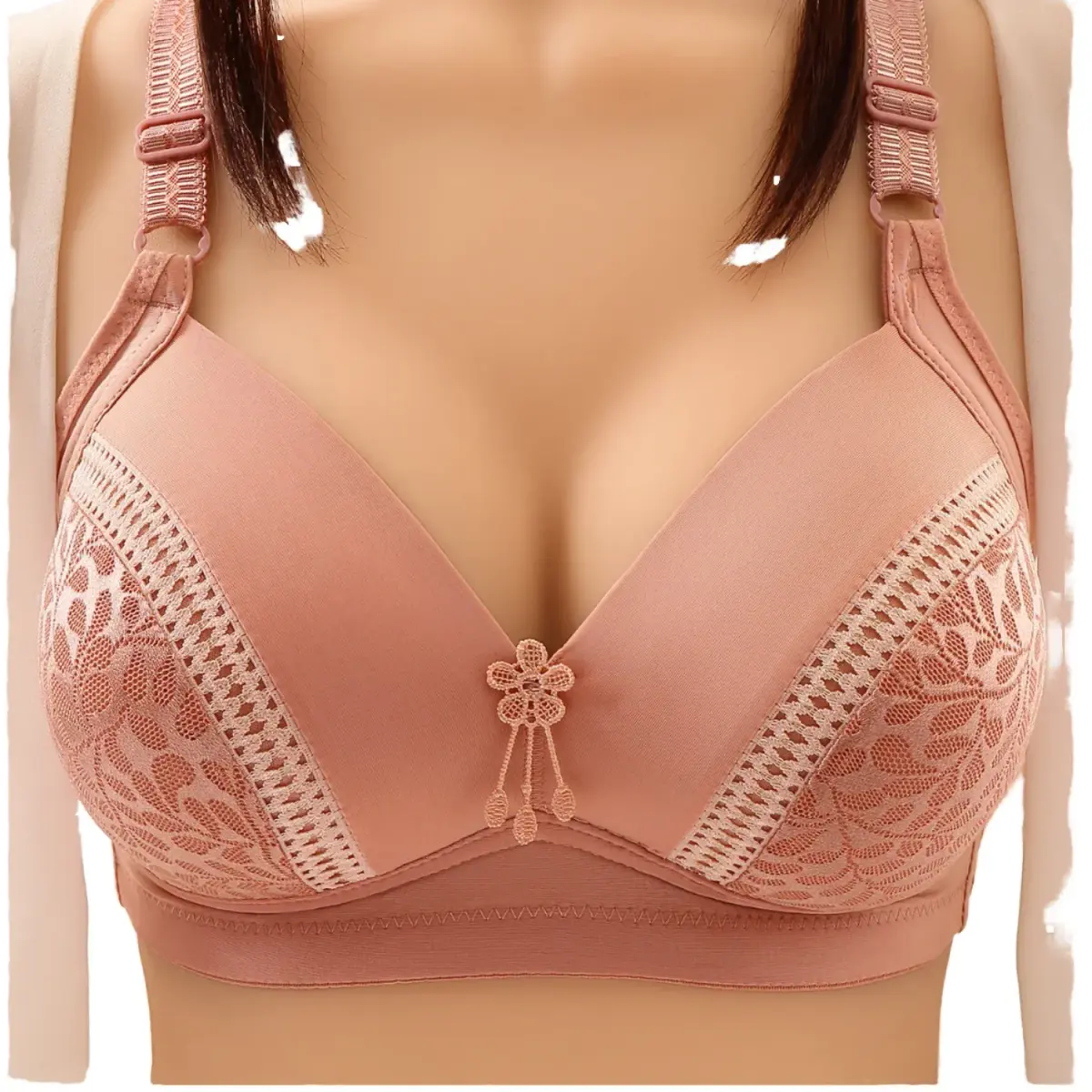 full coverage fit of the plus size lace push-up bra