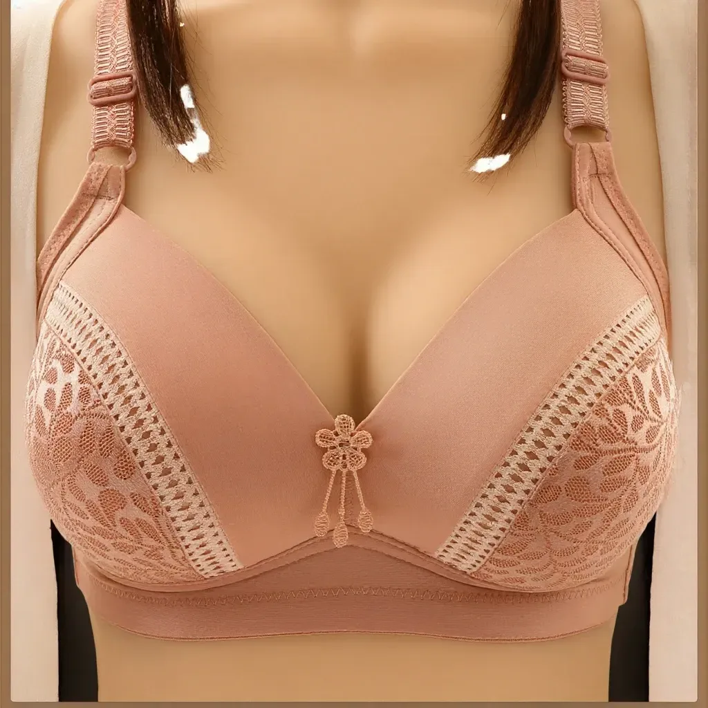 leaf lace side panels on the plus size push-up bra