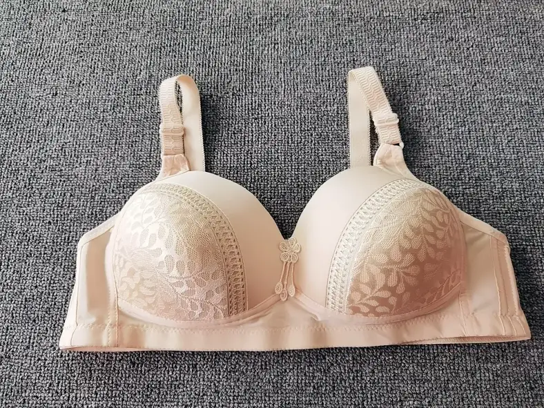 nude plus size lace push-up bra for everyday wear