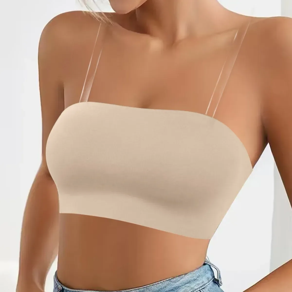 wire-free bandeau bra giving light, natural shaping