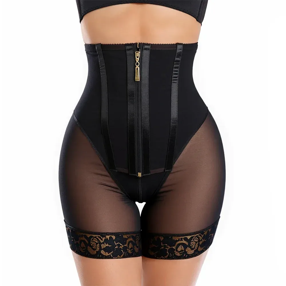 front zip and flexible boning of the shaping shorts