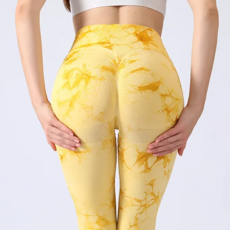 scrunch back seam on yellow marble leggings